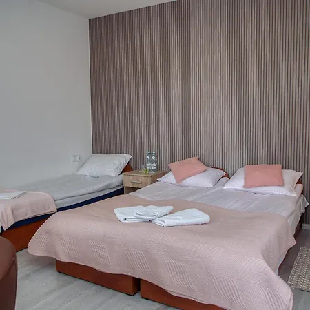 Noclegi-skalka Bed & Breakfast