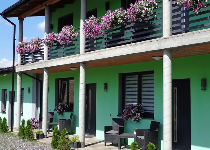 Noclegi-skalka Bed & Breakfast