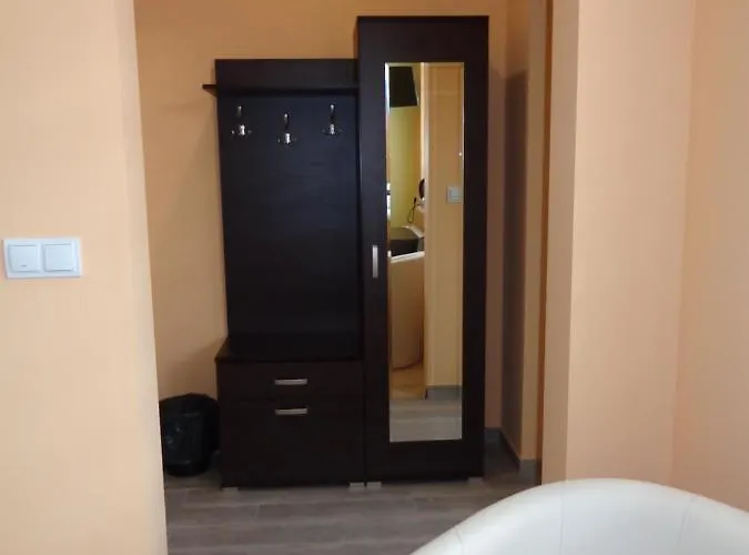 Bed & Breakfast Noclegi-skalka Olsztyn (Silesia)