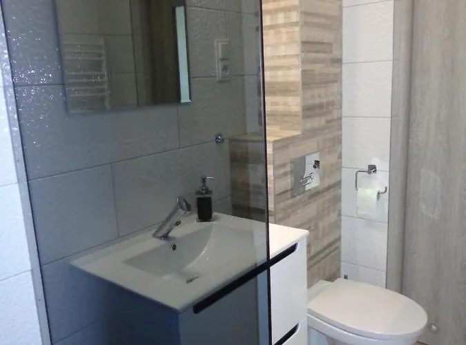 Bed & Breakfast Noclegi-skalka Olsztyn (Silesia)