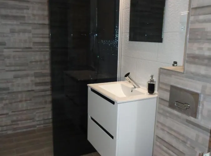 Bed & Breakfast Noclegi-skalka 3*