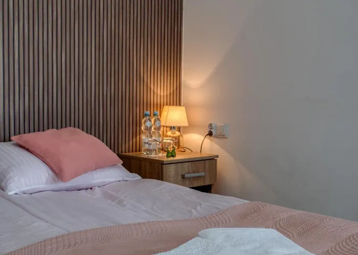 Noclegi-skalka Olsztyn (Silesia)